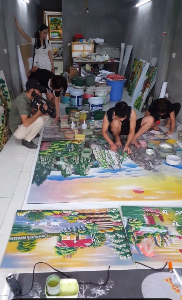 Xưởng tranh đá quý 24h