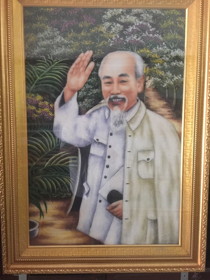 Tranh đá quý Bác Hồ