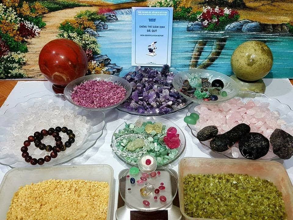 nguyên liệu tranh đá quý