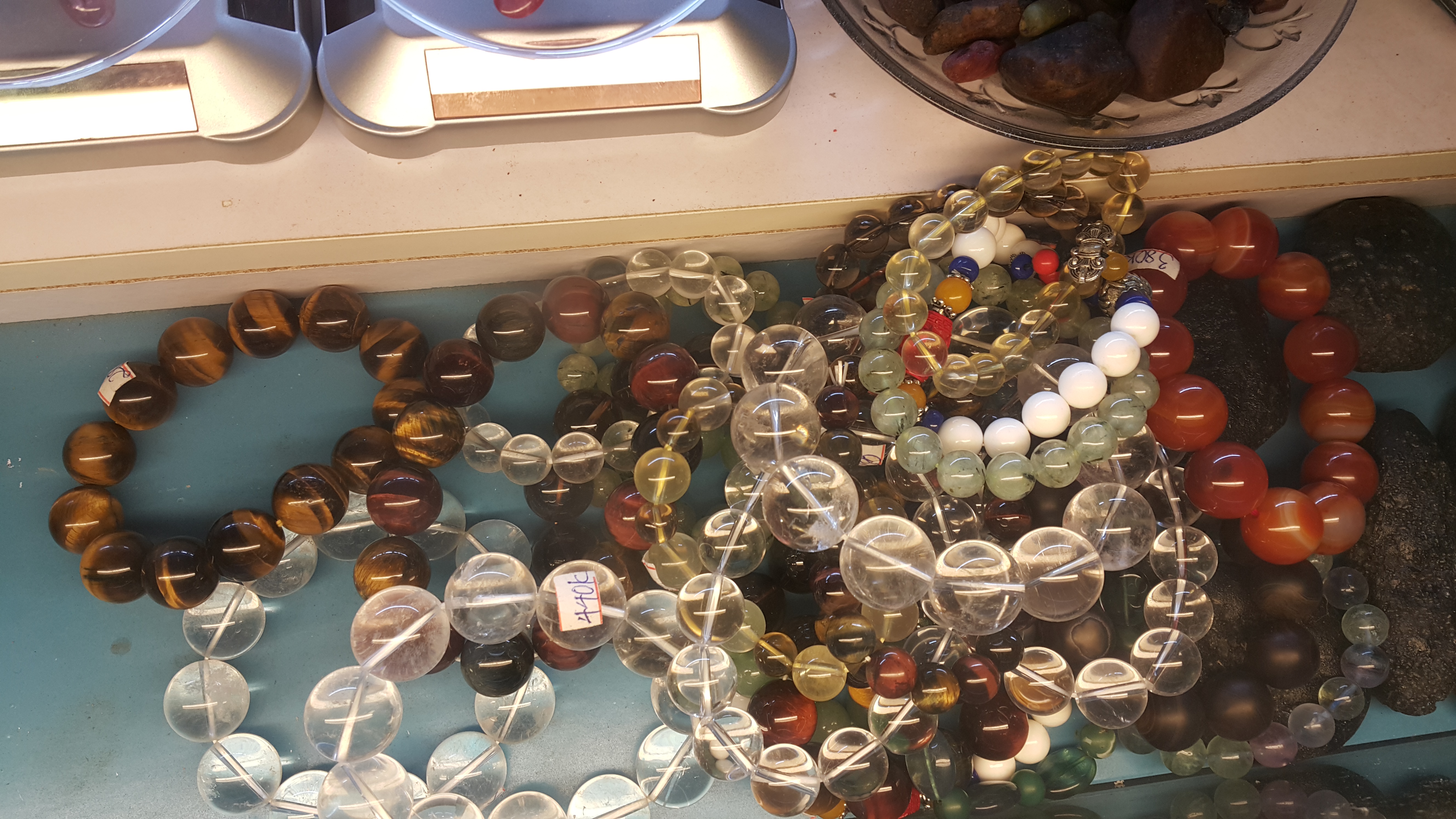 Vòng đeo tay bằng đá phong thủy T218